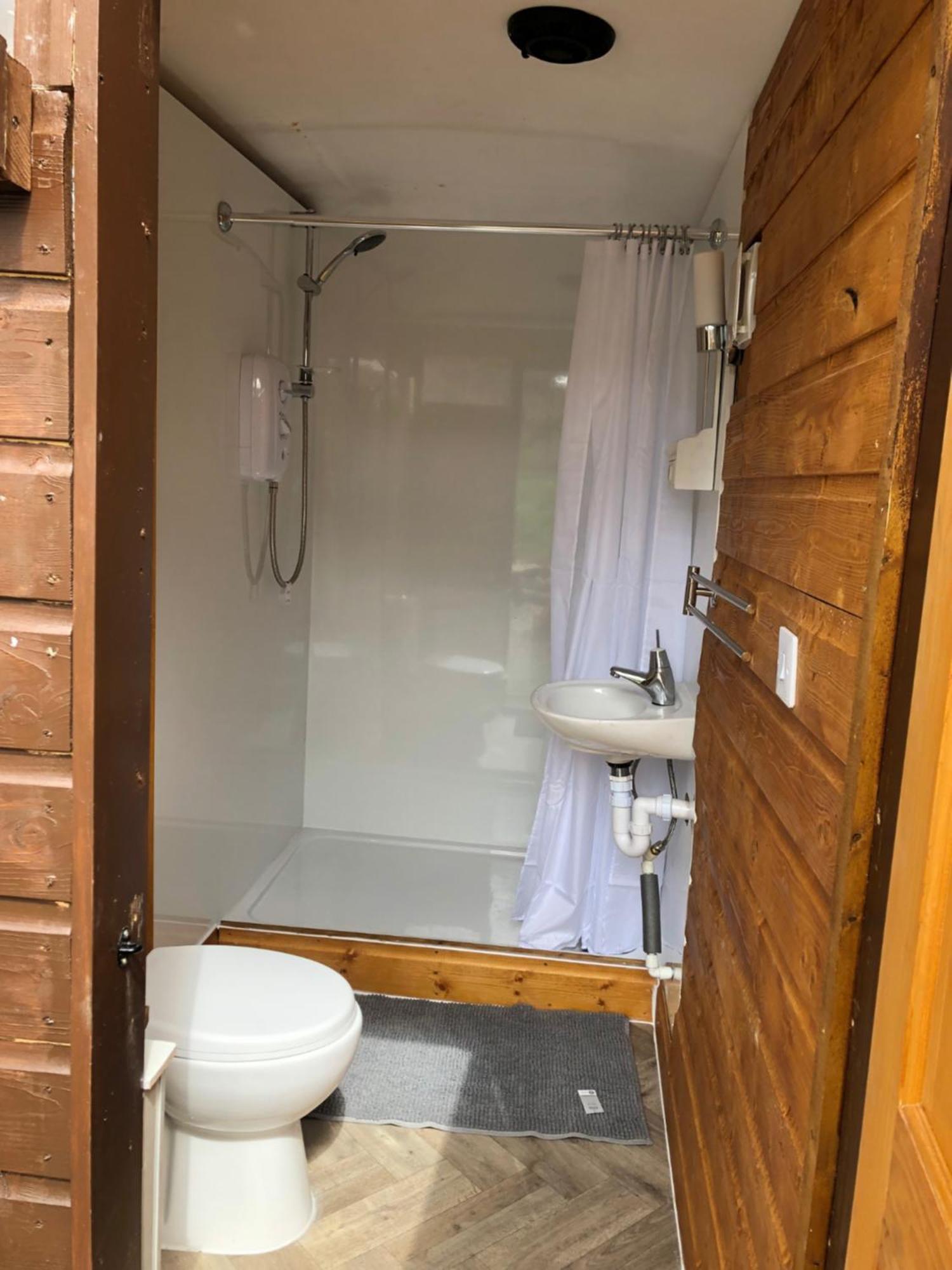 Luxury tent Bowtop Wagon At Lettoch Farm Keith